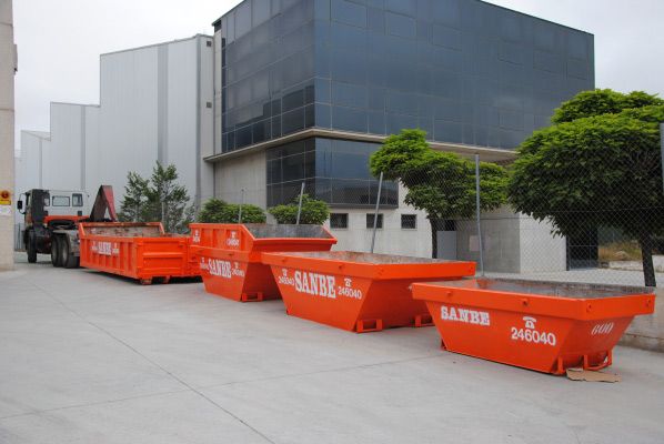 Grúas Containers Sanbe contenedores