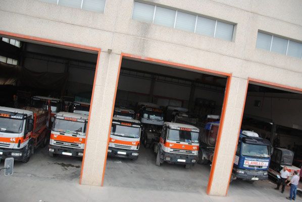 Grúas Containers Sanbe camiones